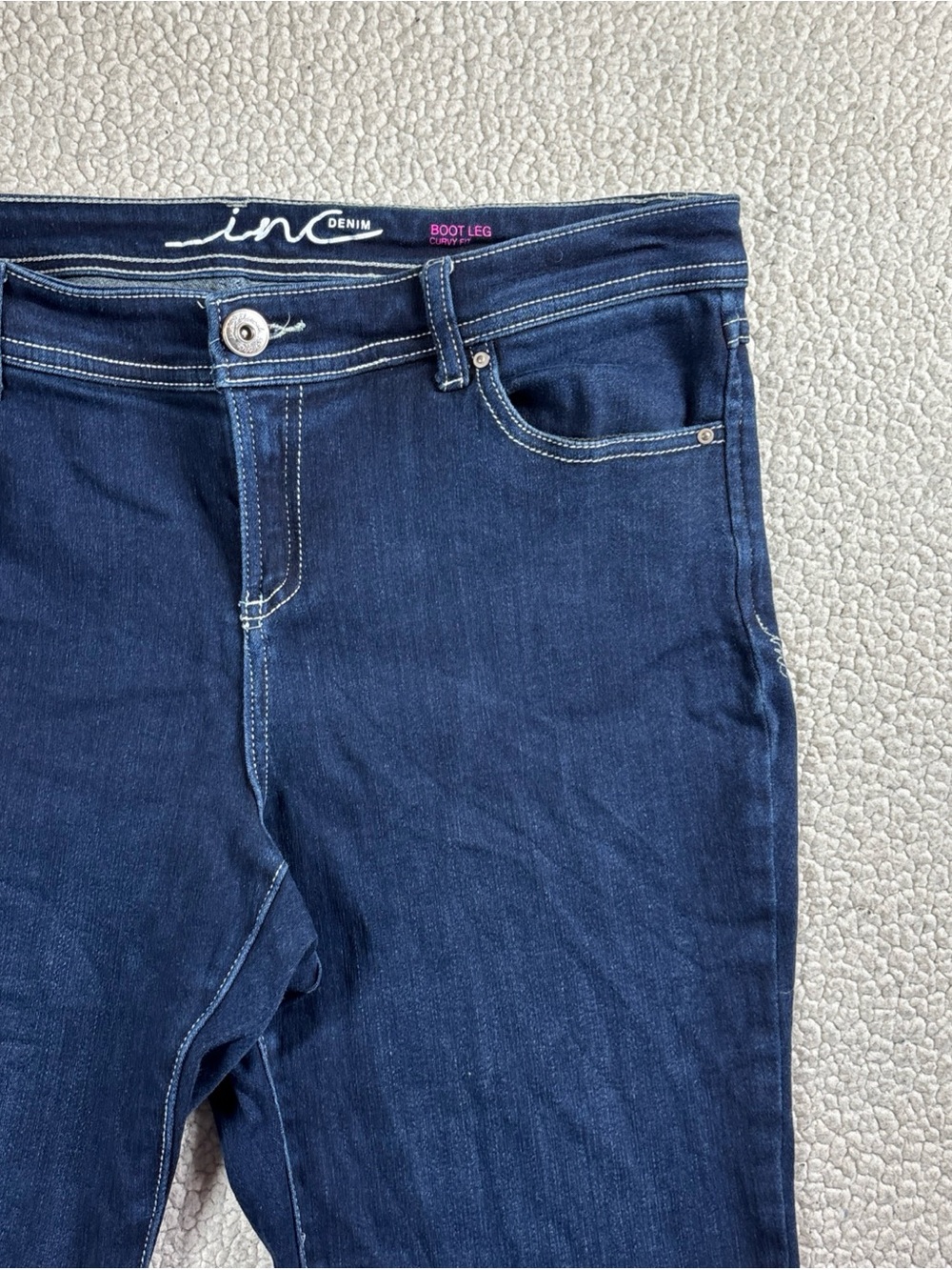 INC Denim Boot Leg Curvy Fit Women’s Stretch Size 8 Dark Wash Flap Pocket Jeans - Picture 3 of 15